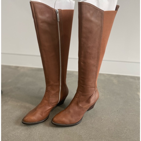 New knee length leather boots - Picture 2 of 8